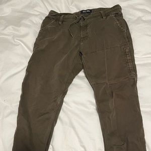 Duer 34 inseam joggers! Stretch material